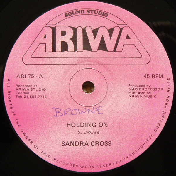 Sandra Cross : Holding On (12", Single)
